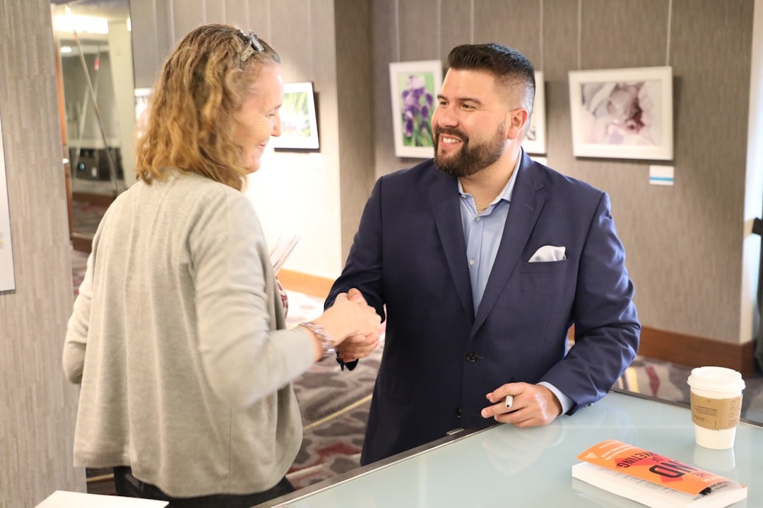 B2B content marketing financial services and HR